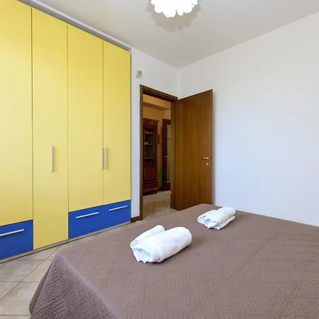 בית נופש Casa Cri Cri סויאנו דל לאגו